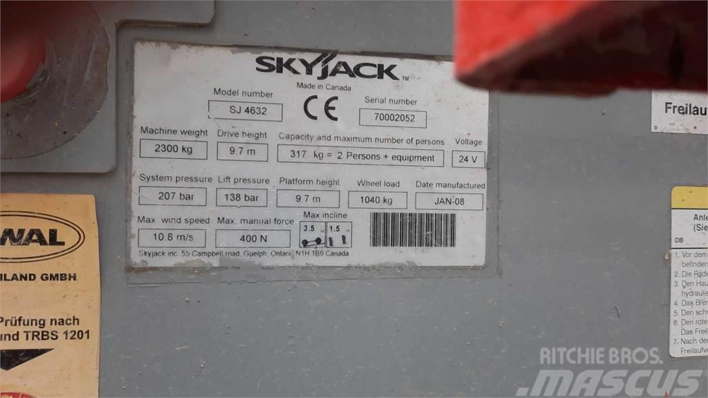 SkyJack SJIII4632 Saxliftar