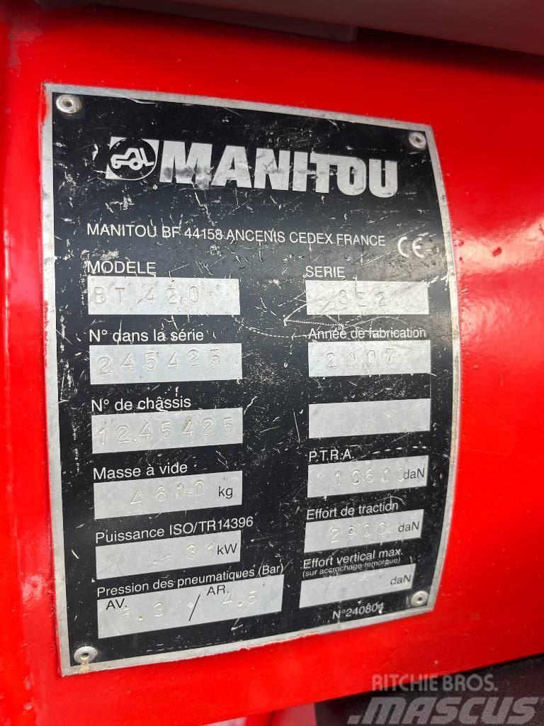 Manitou BT 420 Redskapsbärare för lantbruk