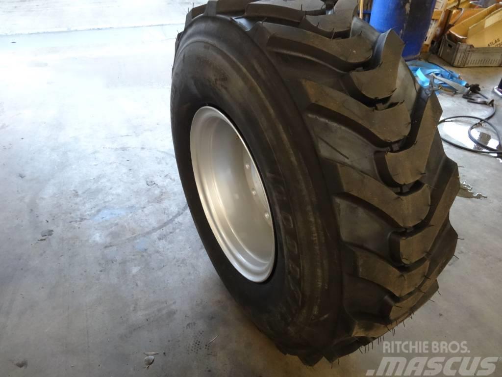  H. Vrakking Tires 46x17.0R20 or 450/70R20 Däck, hjul och fälgar