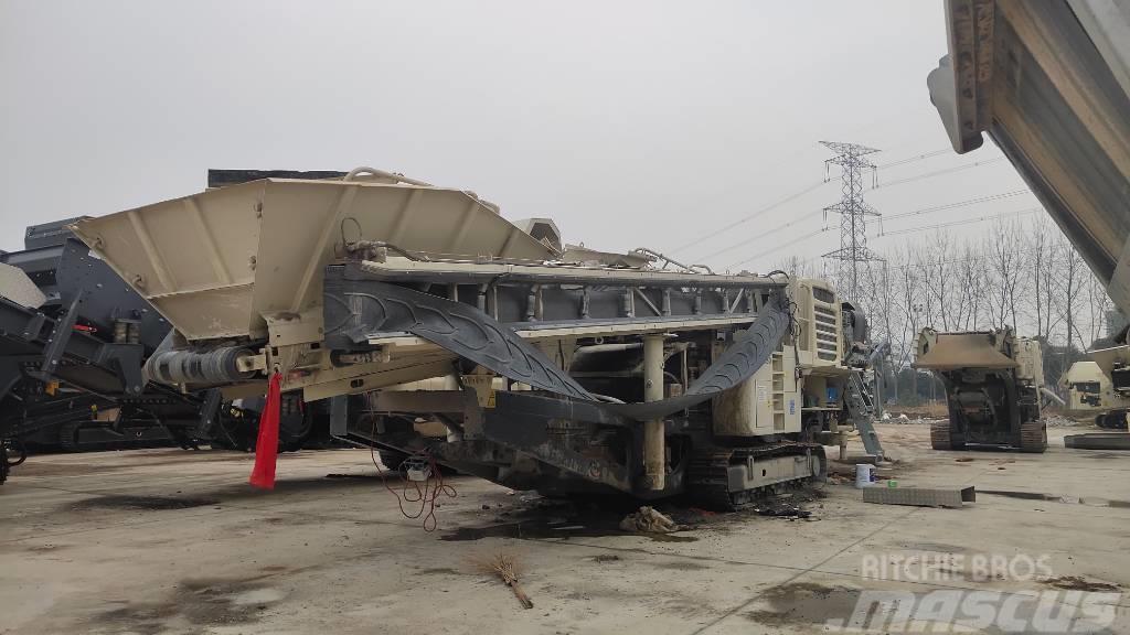 Metso LT200HPS CONE CRUSHER mobile crushing plant Mobila krossar