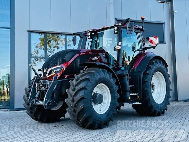 Valtra Q305 DEMO Super compleet! Traktorer