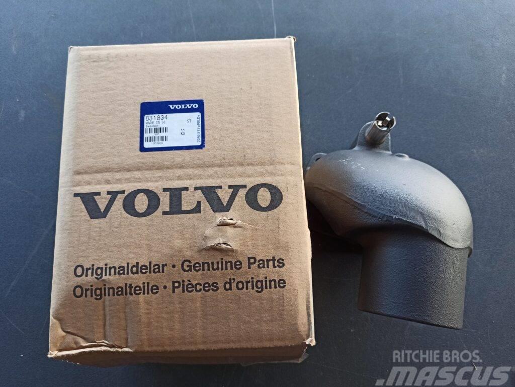 Volvo EXHAUST PIPE 831834 Motorer