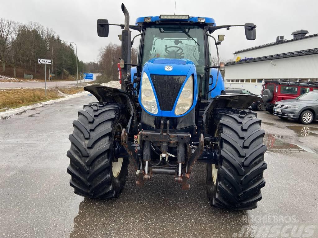 New Holland T 7030 Traktorer