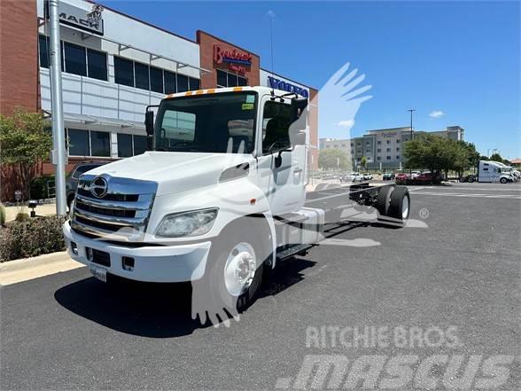 Hino 268A Chassier