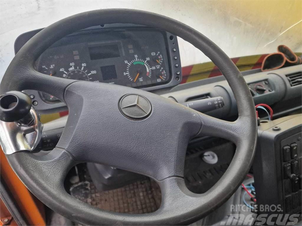 Mercedes-Benz UNIMOG U300 4X4 Flakbilar
