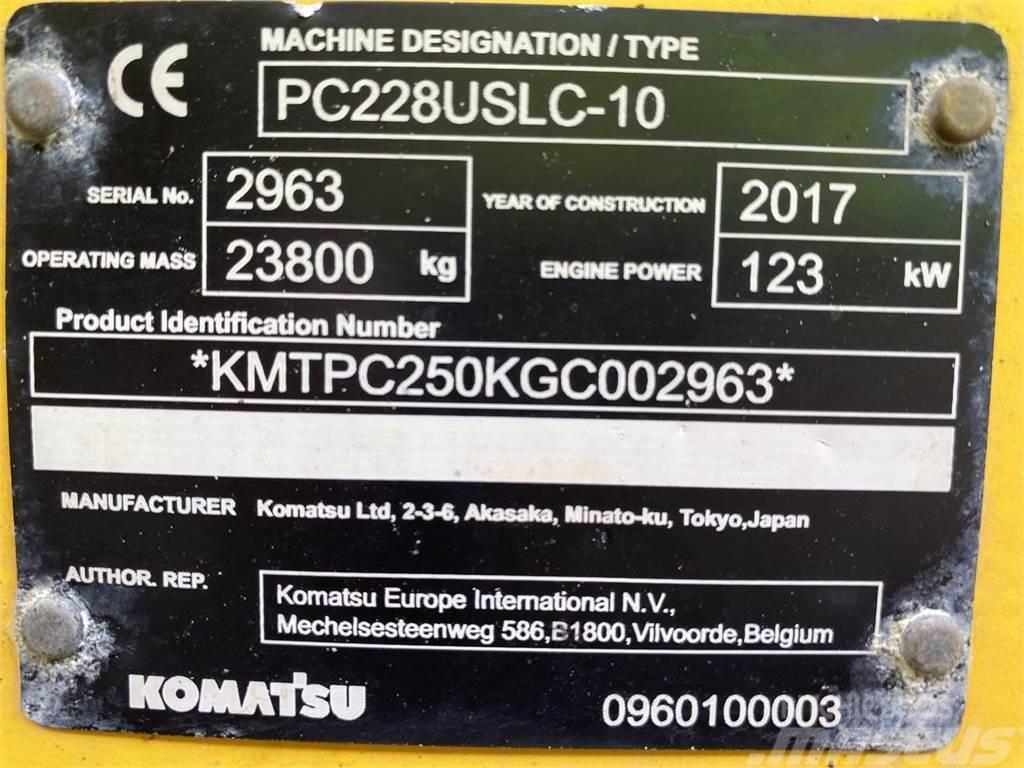 Komatsu PC228USLC-10 Bandgrävare