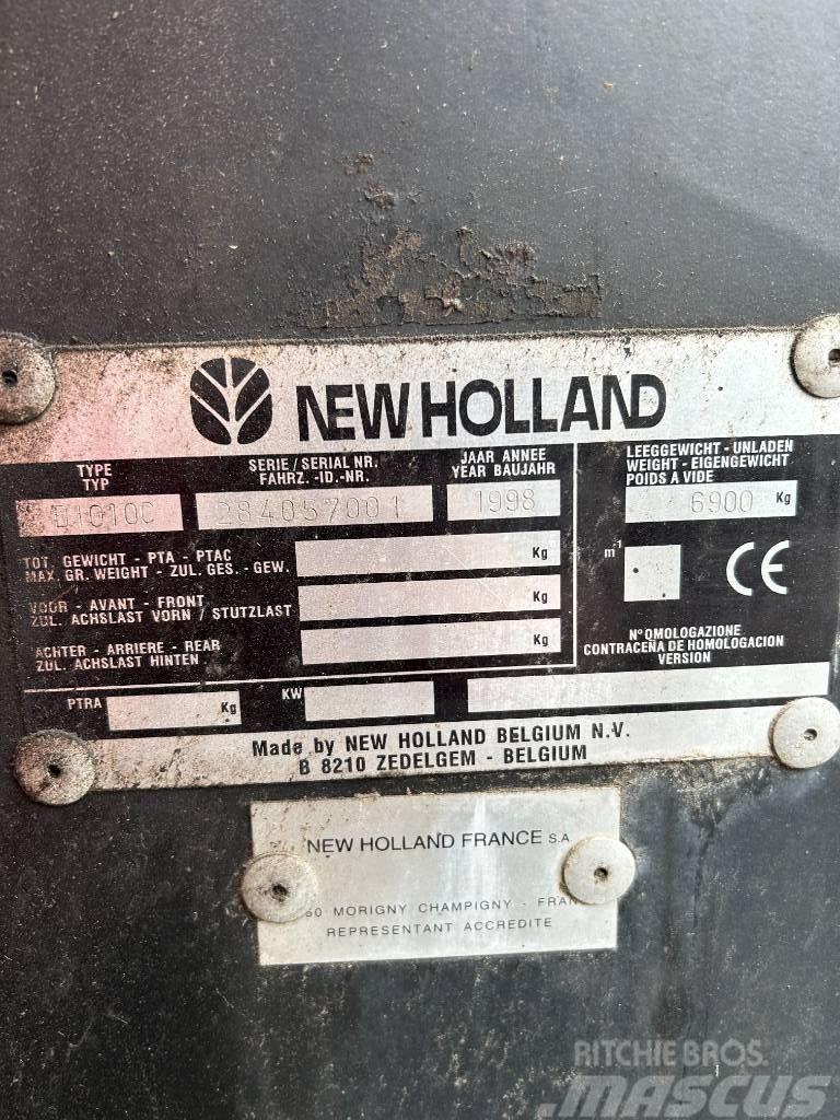 New Holland D 1010 Fyrkantspressar