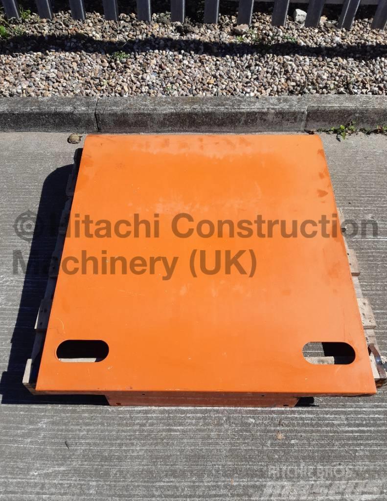Hitachi ZX470-5 Cover (steps) - 6025850 Chassi och upphängning