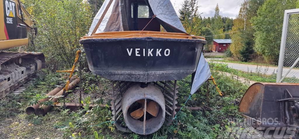 Hinaaja Veikko 6mR Arbetsbåtar, pråmar och pontoner
