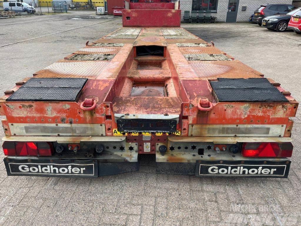 Goldhofer STZ-L 3-38/80 F2 with hydraulic ramps Låg lastande semi trailer