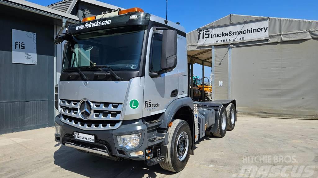 Mercedes-Benz AROCS 2843 6x4 chassis ready for tipper Chassier