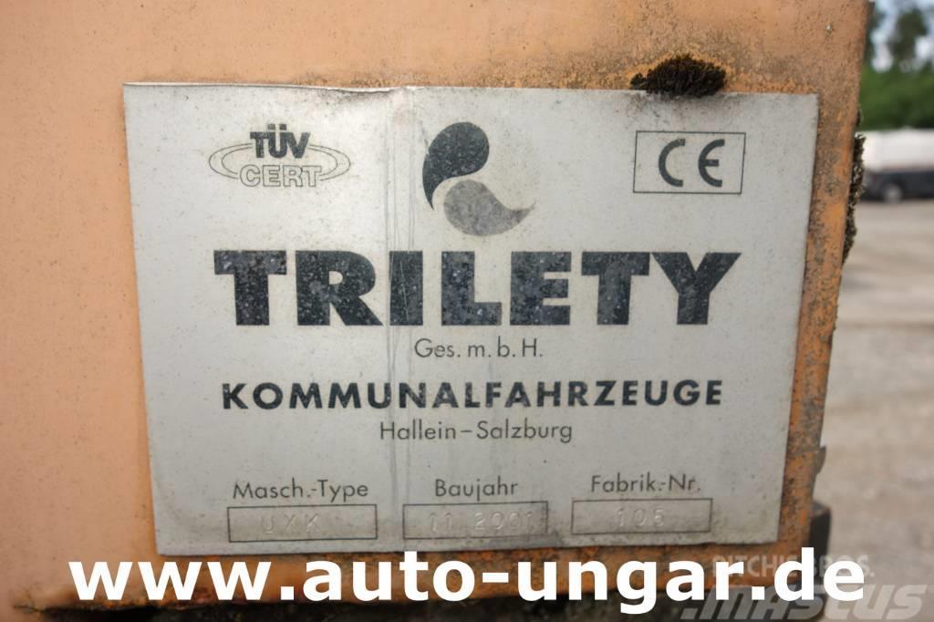 Multicar Trilety Kehraufbau für Multicar Bj. 2001 Kehraufsa Sopmaskiner