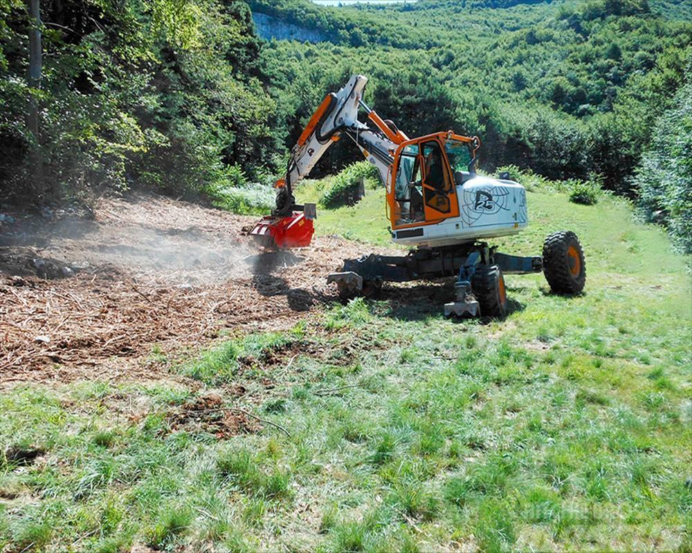 Euromach R125 Amfibiska grävmaskiner