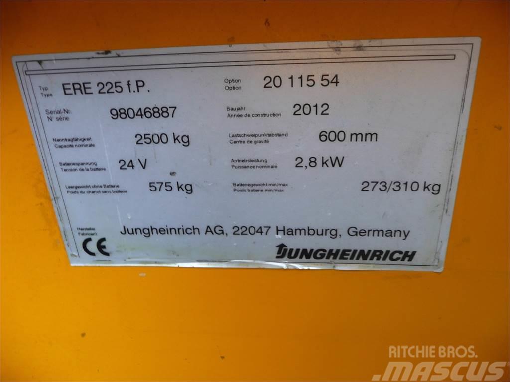 Jungheinrich ERE 225 Låglyftare med plattform