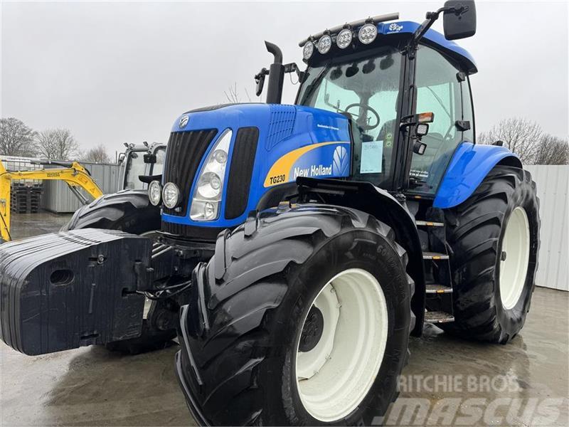 New Holland TG 230 Traktorer