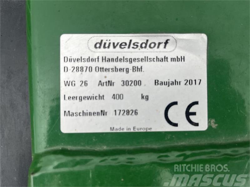 Düvelsdorf 2 M GRÆSMARKS-AFPUDSER Slåttermaskiner