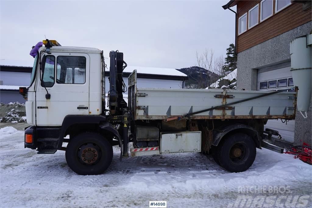 MAN 13.232 FA 4x4 crane truck w/ HIAB 5 T/M & tipper Kranbilar