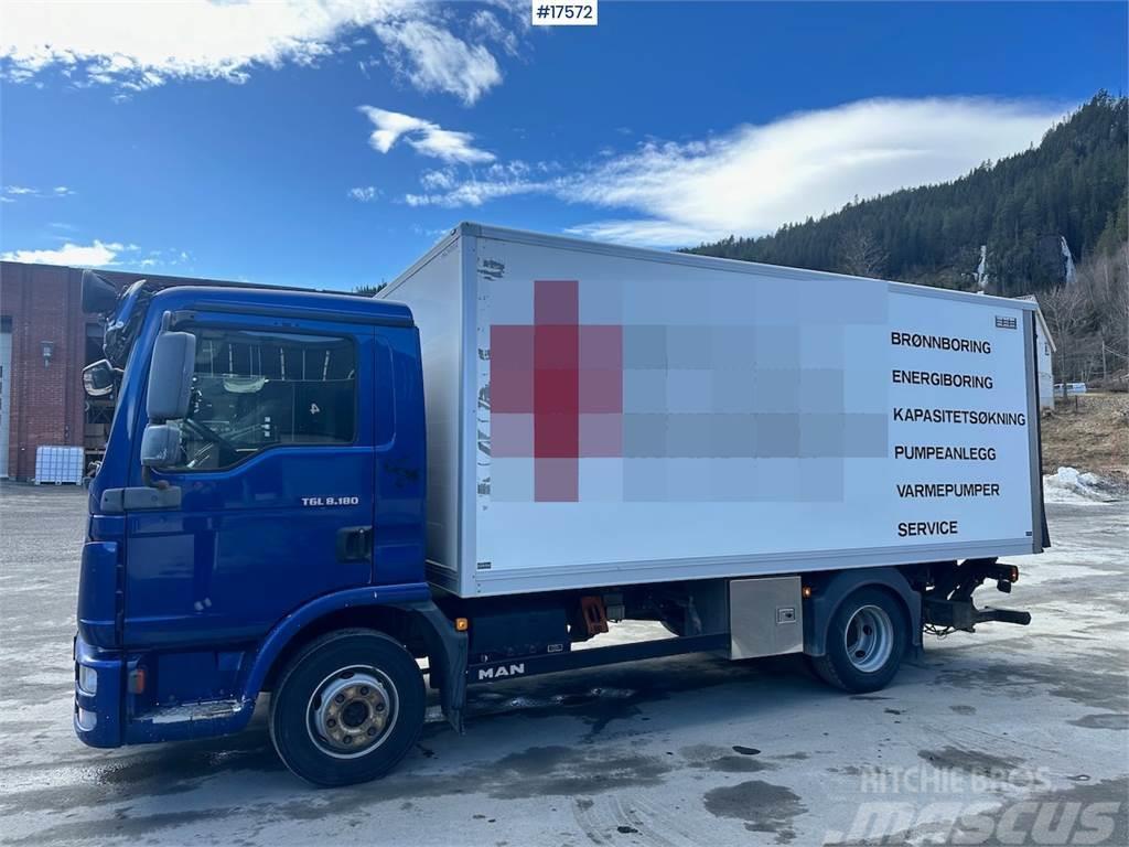 MAN TGL 8.180 box truck w/ Lift and 2 sets of tires. Skåpbilar