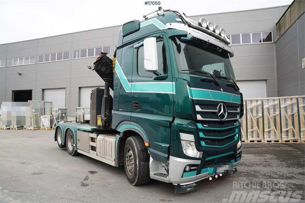 Mercedes-Benz Actros 2663 with 23t/m crane. Well equipped Kranbilar
