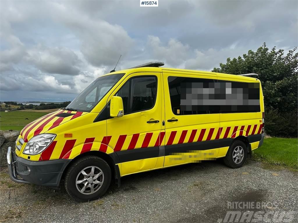 Mercedes-Benz Sprinter 319 Ambulance Plogbilar