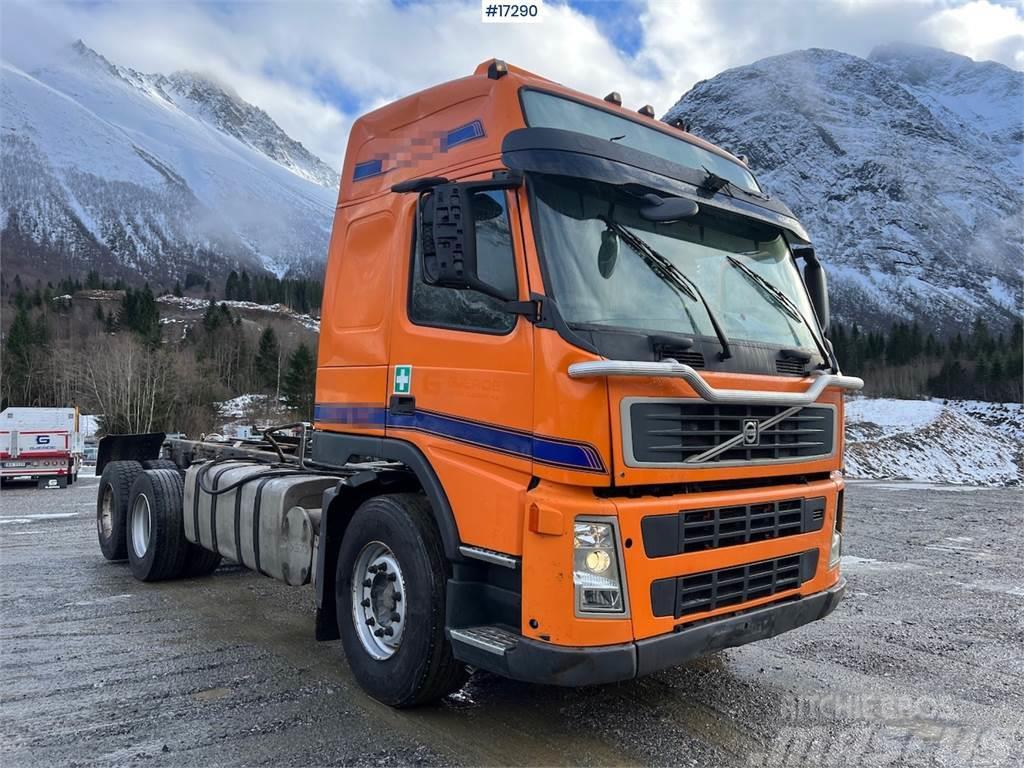Volvo 6x2 chassis Chassier