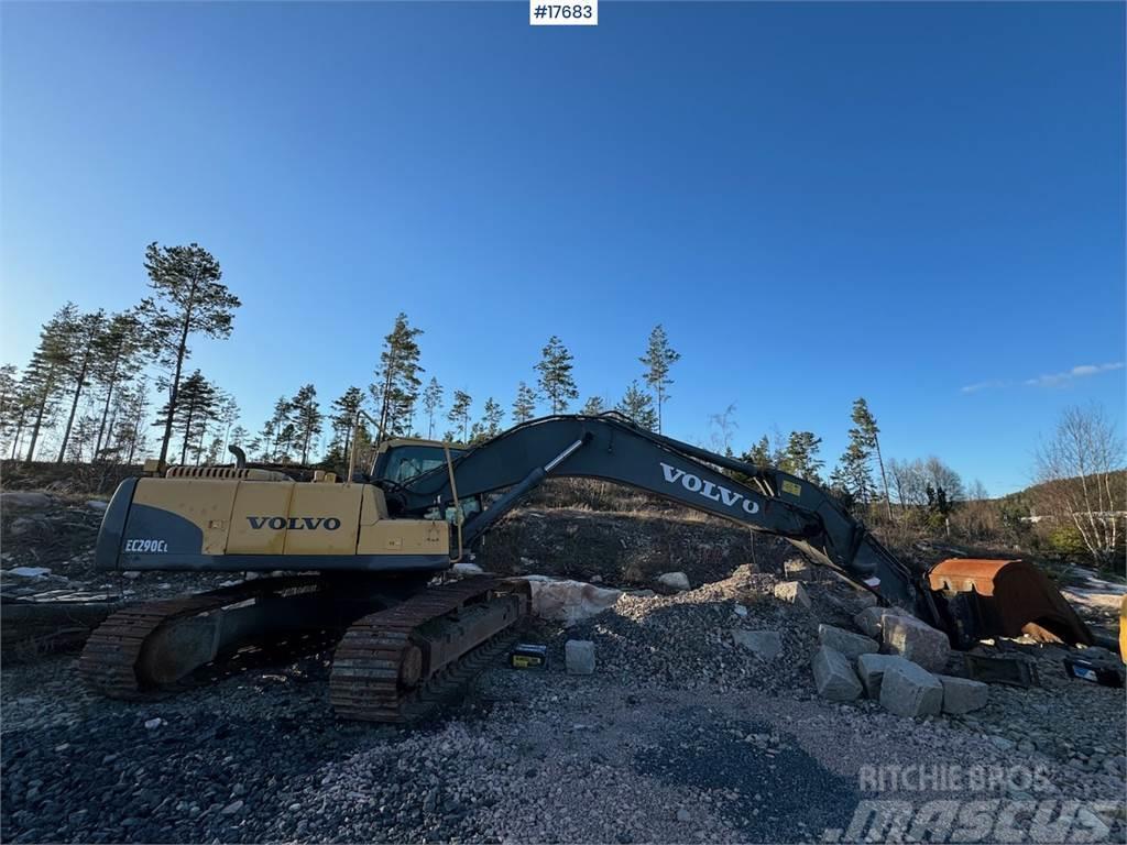 Volvo EC290CL Tracked excavator w/ digging bucket and ch Bandgrävare