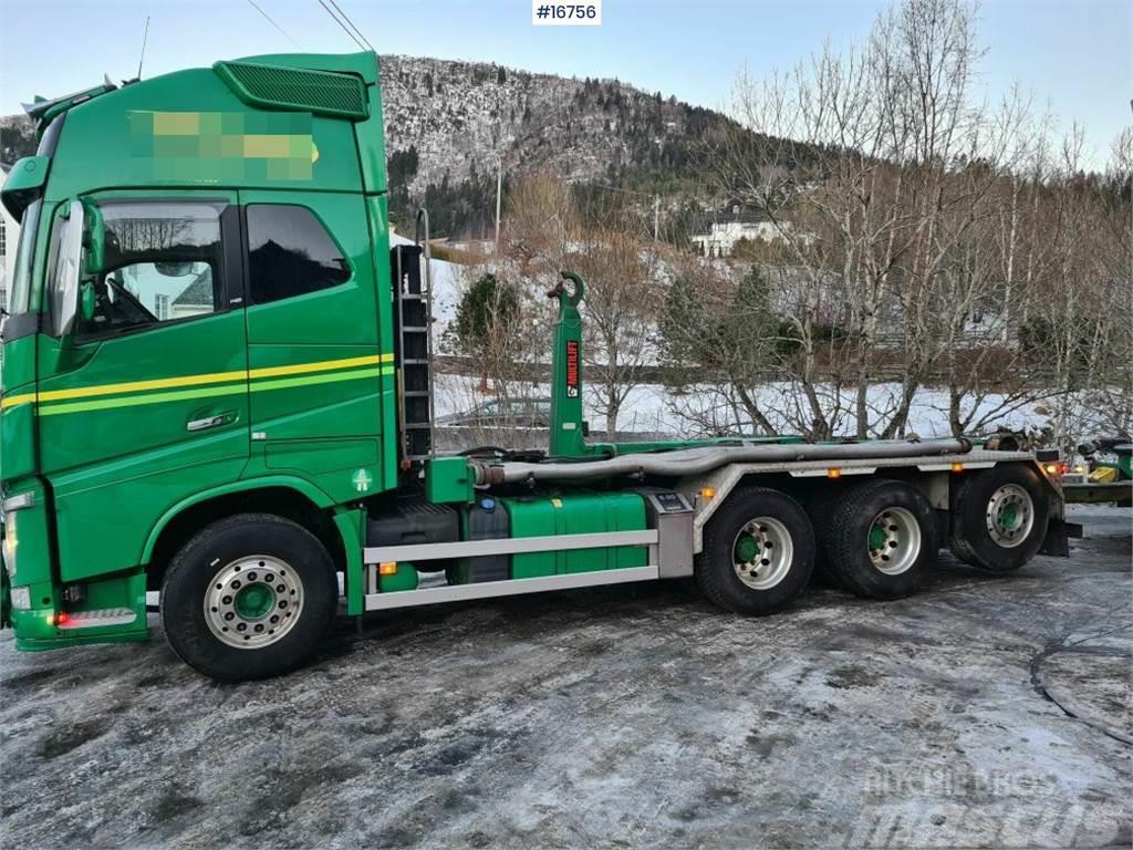 Volvo FH 8x4 hooklift truck w/ 24h multilift and compres Lastväxlare/Krokbilar