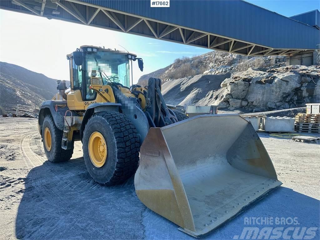 Volvo L110H Wheel loader w/ Bucket and weight. Certified Hjullastare