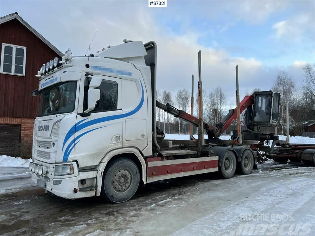 Scania R650 Timber truck with wagon and crane Timmerbilar