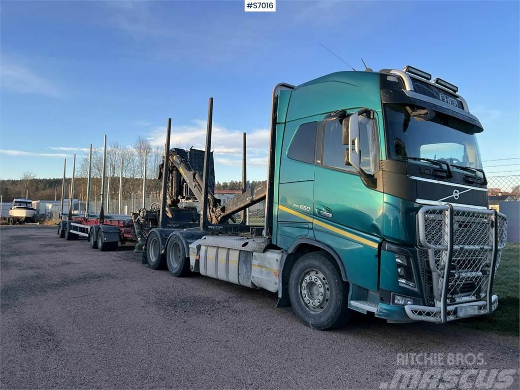Volvo FH16 Timber truck with trailer and crane Timmerbilar