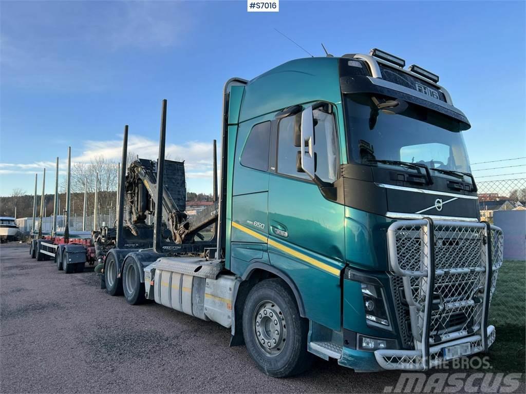 Volvo FH16 Timber truck with trailer and crane Timmerbilar