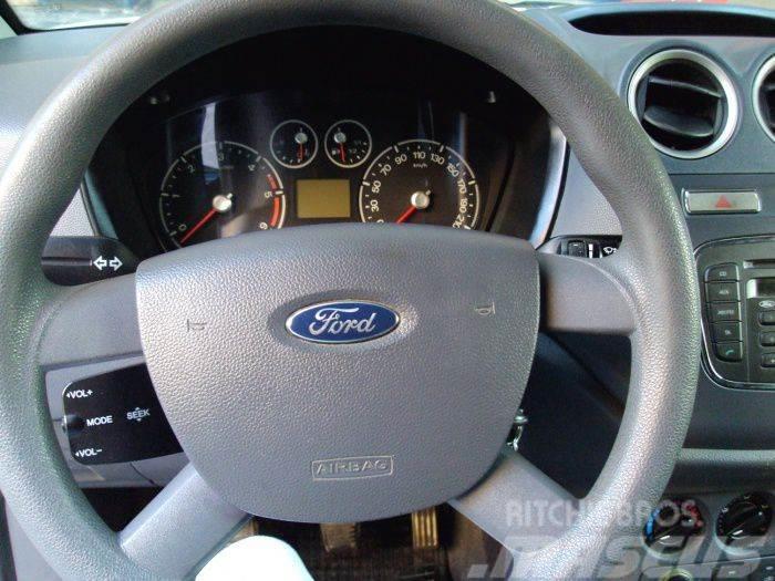 Ford Connect Comercial Diesel de 3 Puertas Lätta skåpbilar