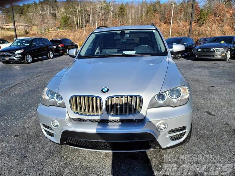 BMW X5 xDrive50i AWD 4dr SUV Personbilar