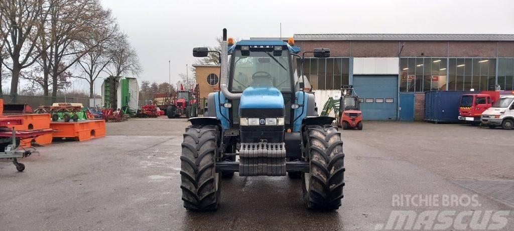 New Holland 8160 Traktorer