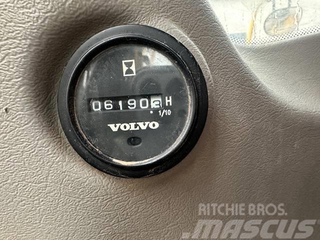 Volvo EC 300 D L Rivningsgrävare