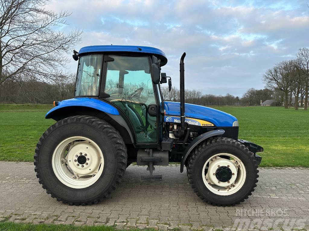 New Holland TD 5010 Traktorer