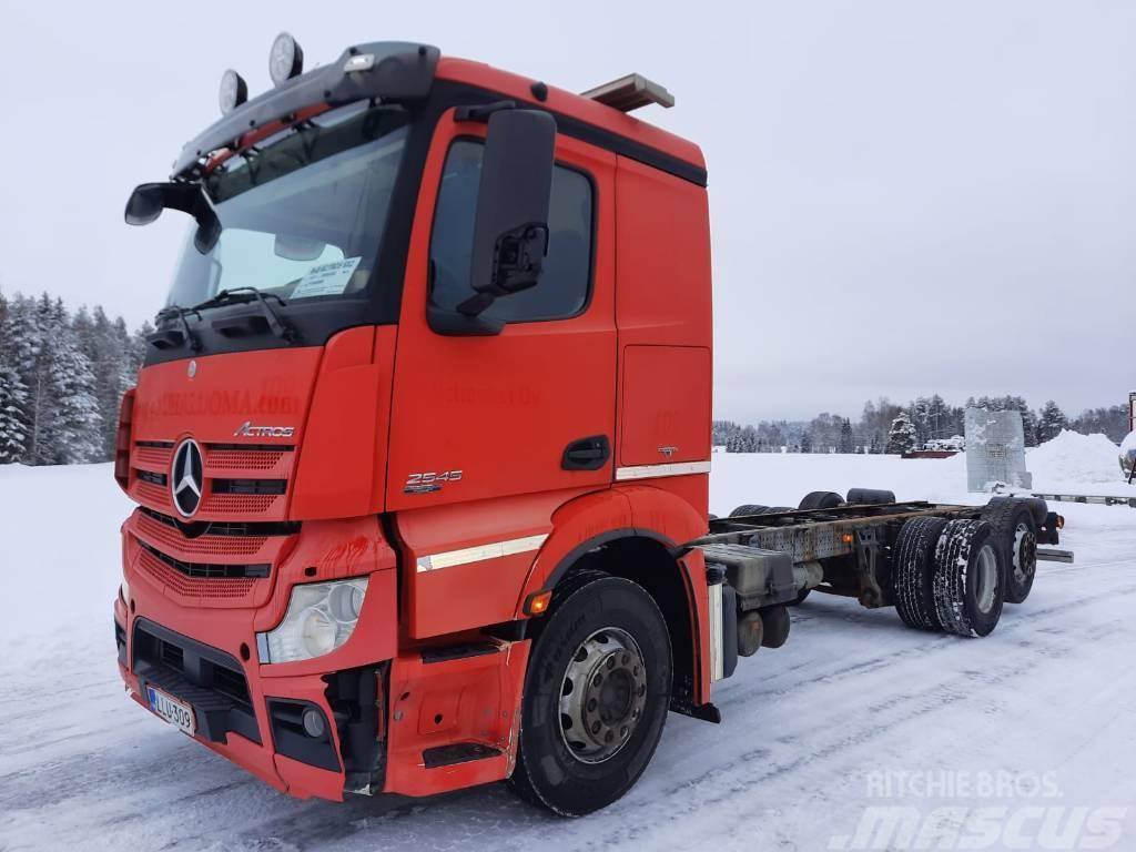 Mercedes-Benz Actros 2545 Chassier