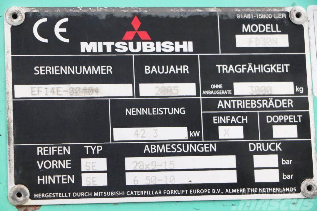 Mitsubishi FD30N Dieselmotviktstruckar