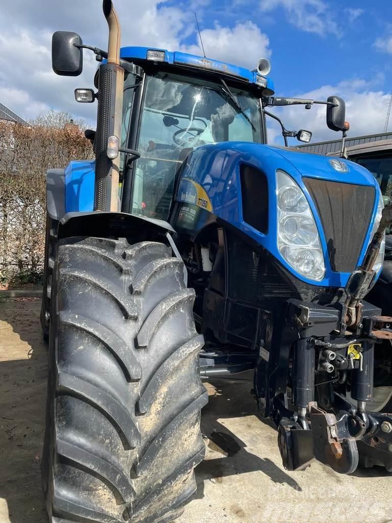 New Holland T7050 T7050 Traktorer