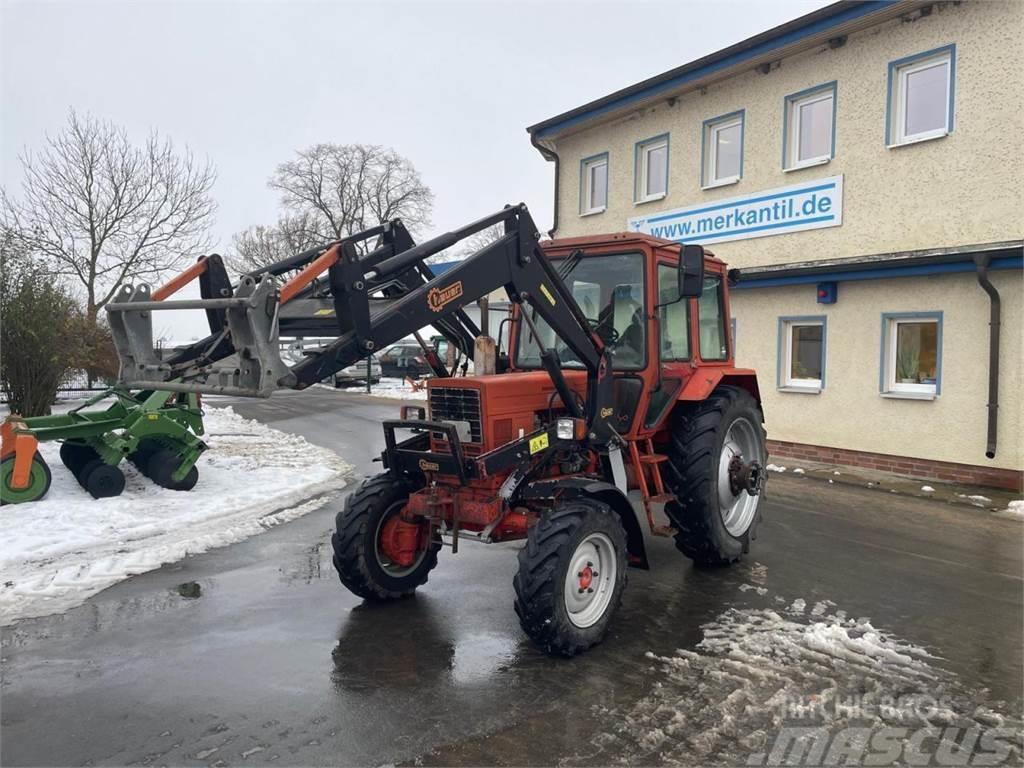 Belarus MTS 82 + Frontlader Traktorer