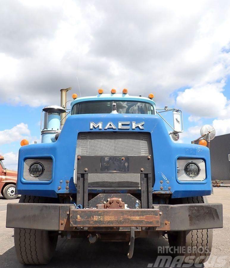 Mack RB688S Lastväxlare/Krokbilar