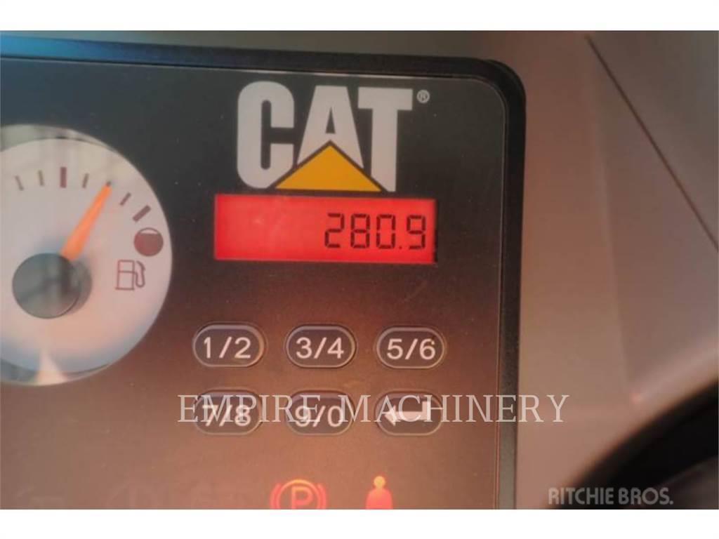 CAT 226D CA Kompaktlastare