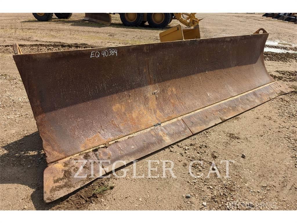 CAT D8T TRACK TYPE TRACTOR ANGLE BLADE Schaktblad