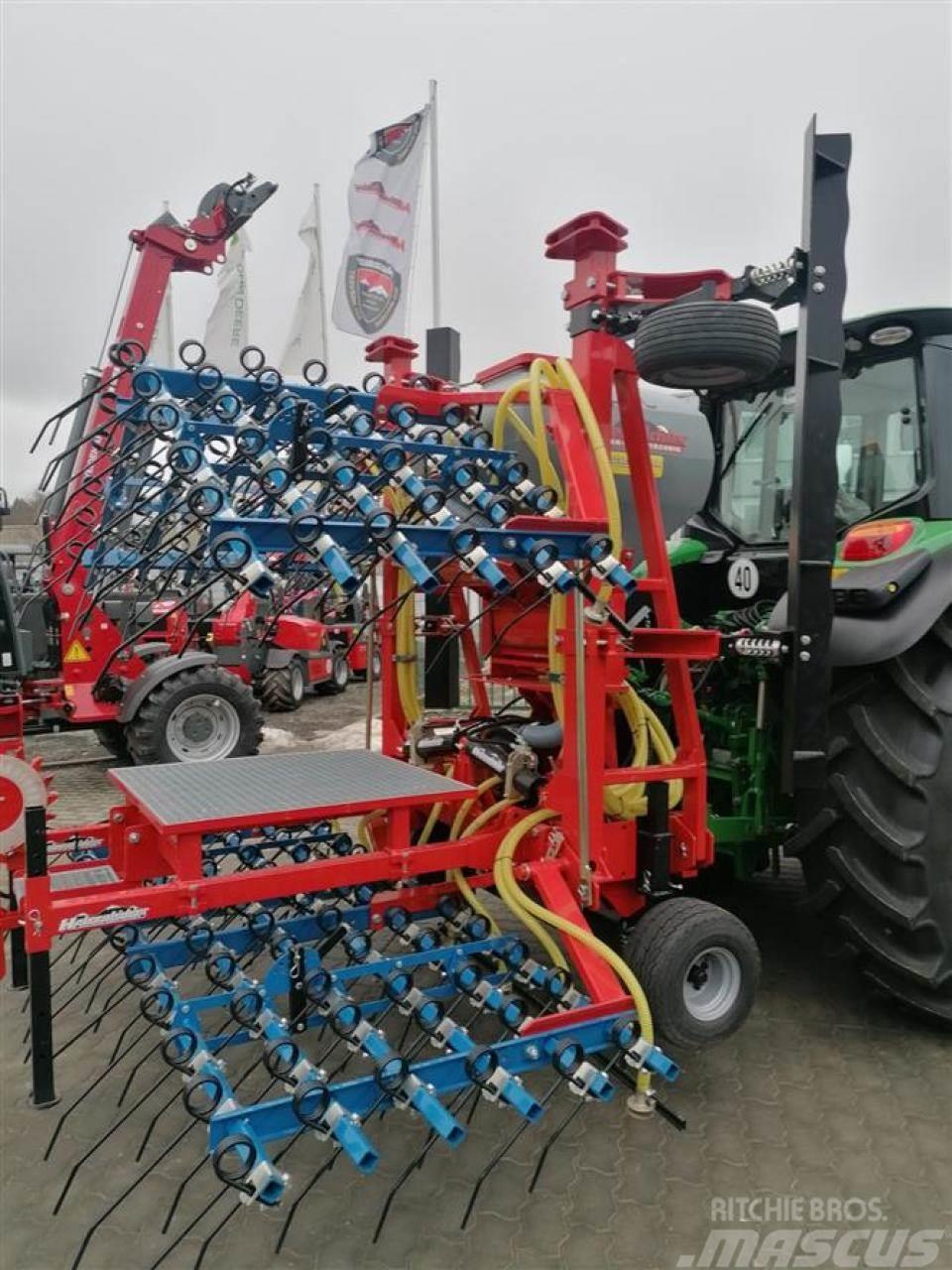 Hatzenbichler 6 m mit Saatgerät Övriga maskiner för jordbearbetning