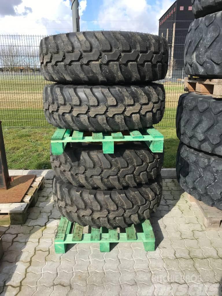 Dunlop 365/80R20 Däck, hjul och fälgar