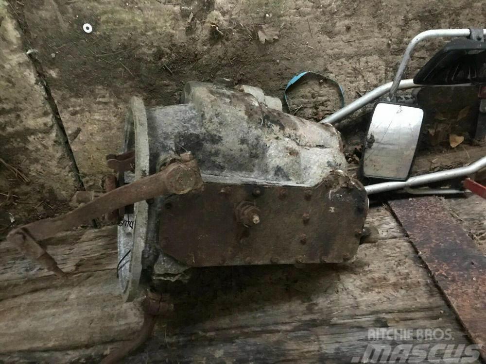 Foden Gearbox with pump vintage £500 plus vat £600 Övriga