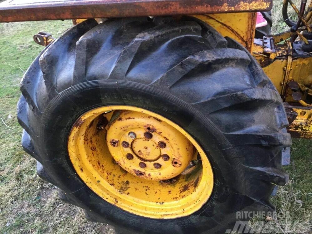 Massey Ferguson 135 Loader tractor £1750 Frontlastare och grävare