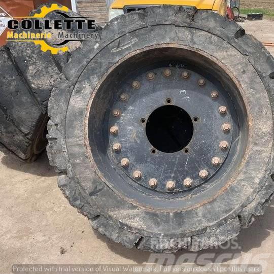 Brawler Solid Pneumatic Tires Hjulgrävare