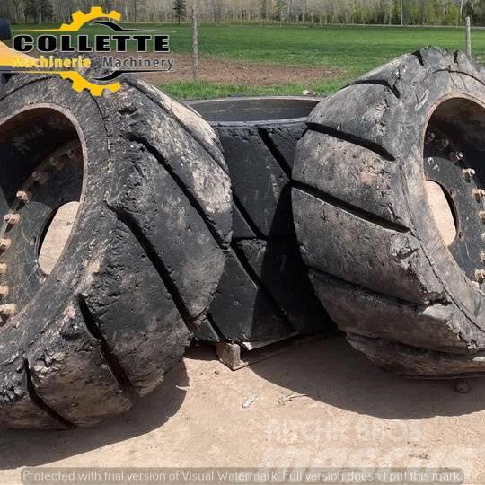 Brawler Solid Pneumatic Tires Hjulgrävare
