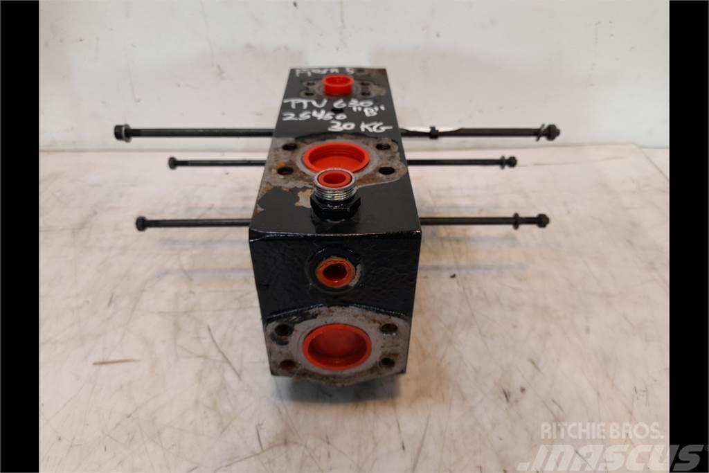 Deutz-Fahr Agrotron TTV630 Remote control valve Hydraulik